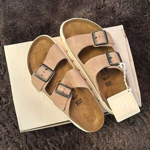 Brand New NEVER worn Birkenstock Papillio